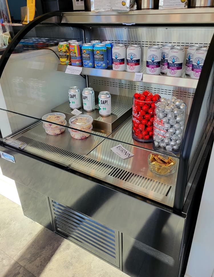 Allows us to have an assortment of sizes and quantity of products in it